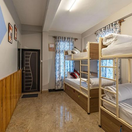 Zostel Shillong Hostel Buitenkant foto