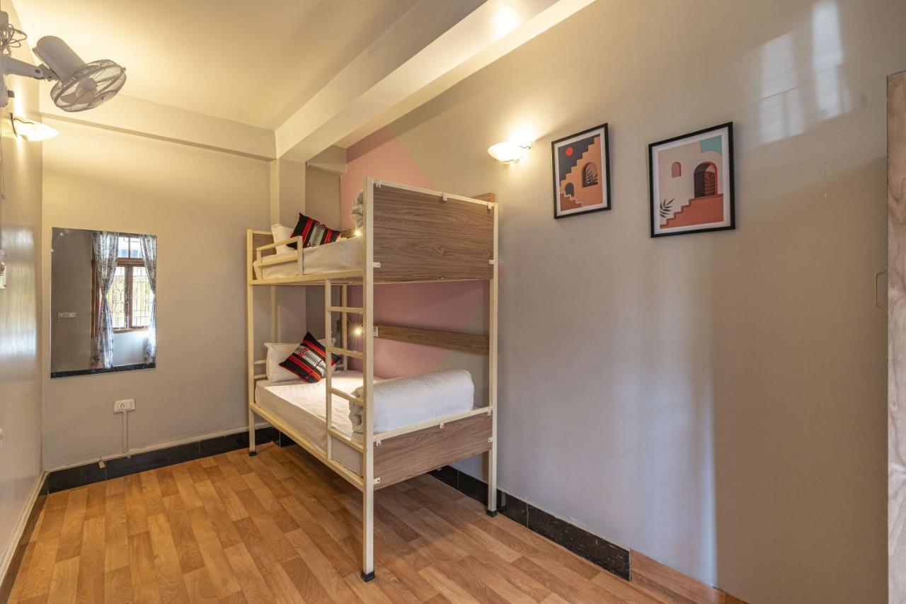 Zostel Shillong Hostel Buitenkant foto