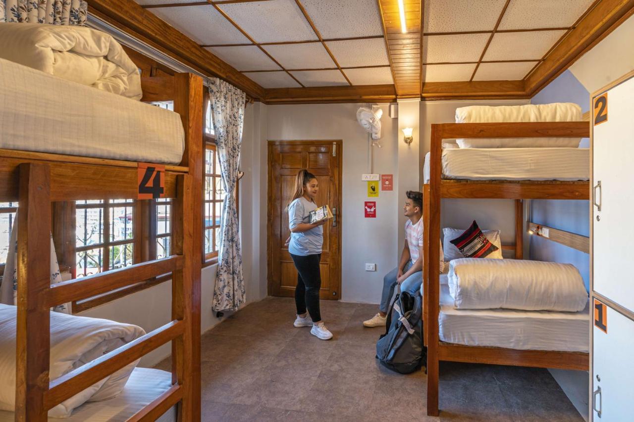Zostel Shillong Hostel Buitenkant foto