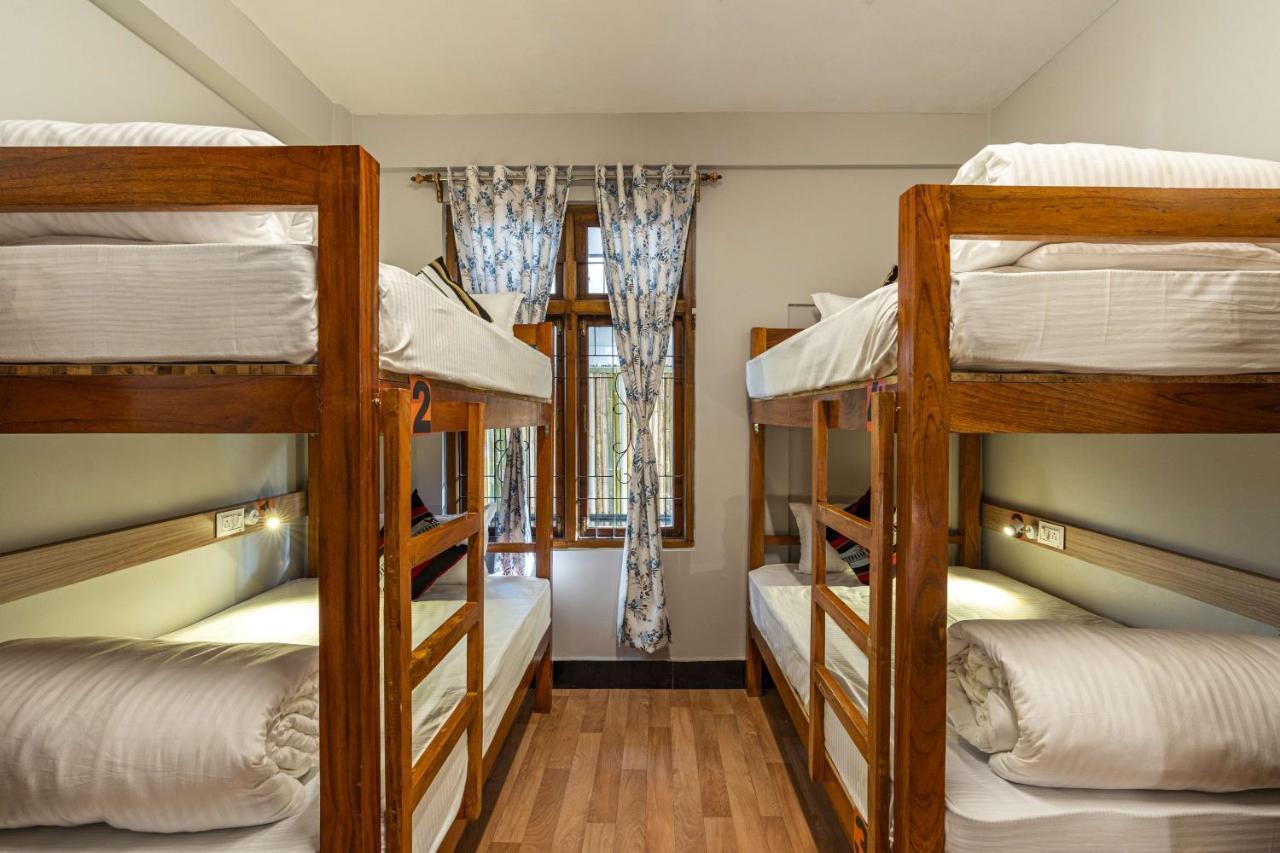 Zostel Shillong Hostel Buitenkant foto
