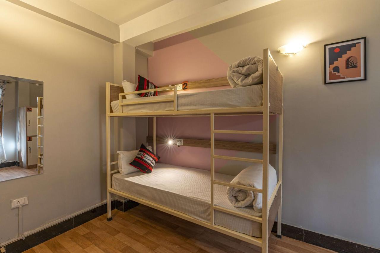Zostel Shillong Hostel Buitenkant foto