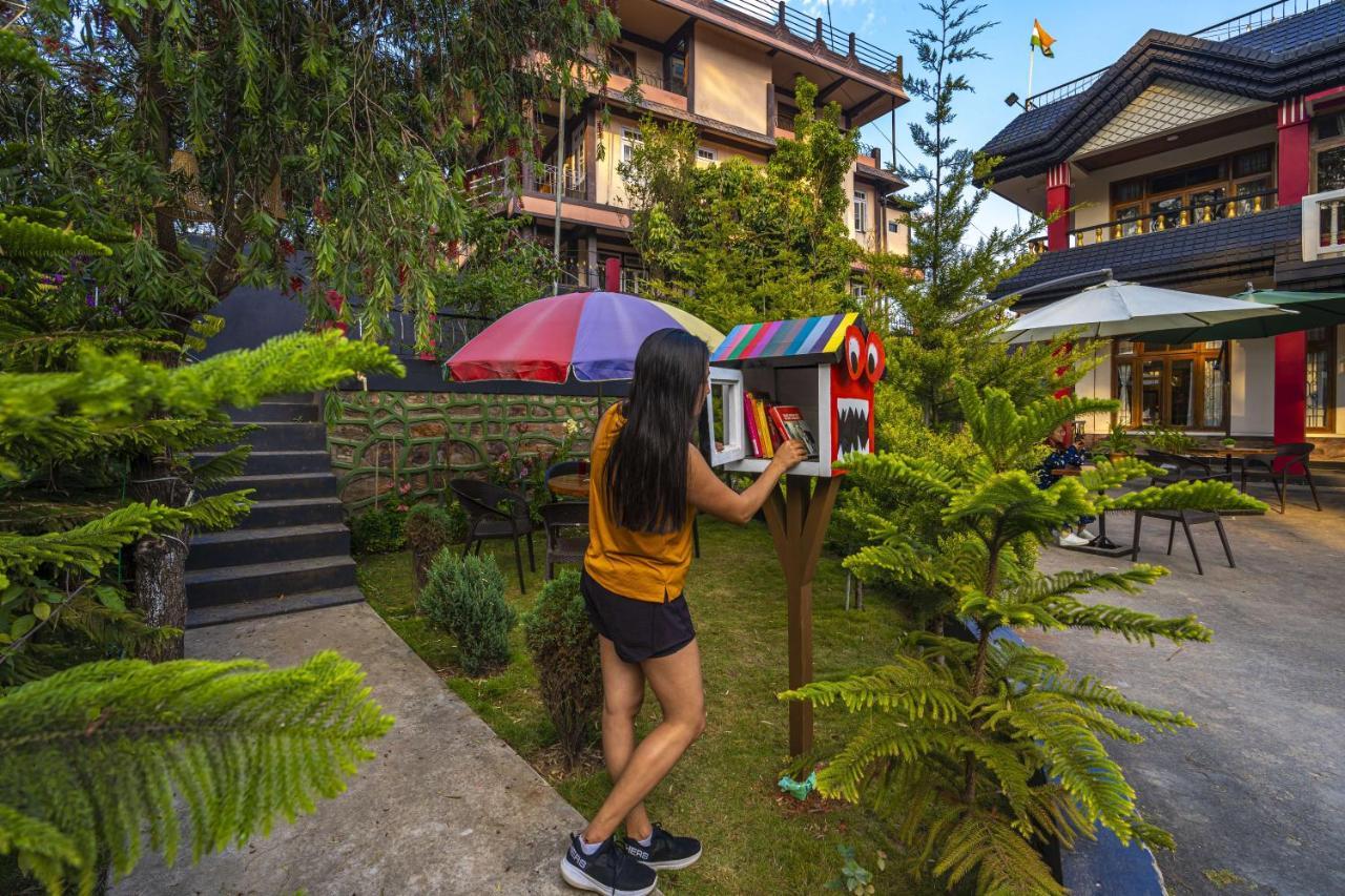Zostel Shillong Hostel Buitenkant foto