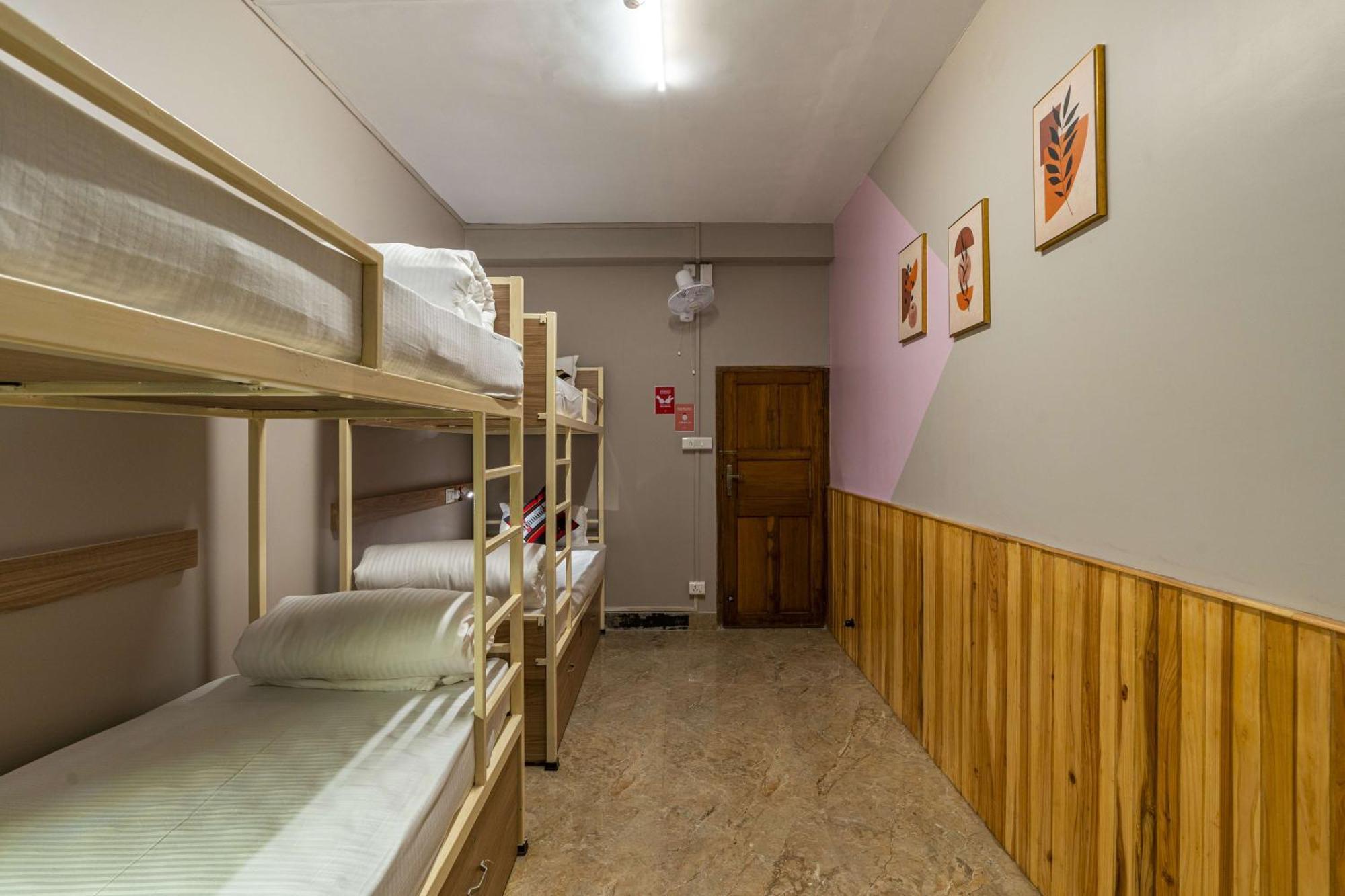 Zostel Shillong Hostel Buitenkant foto