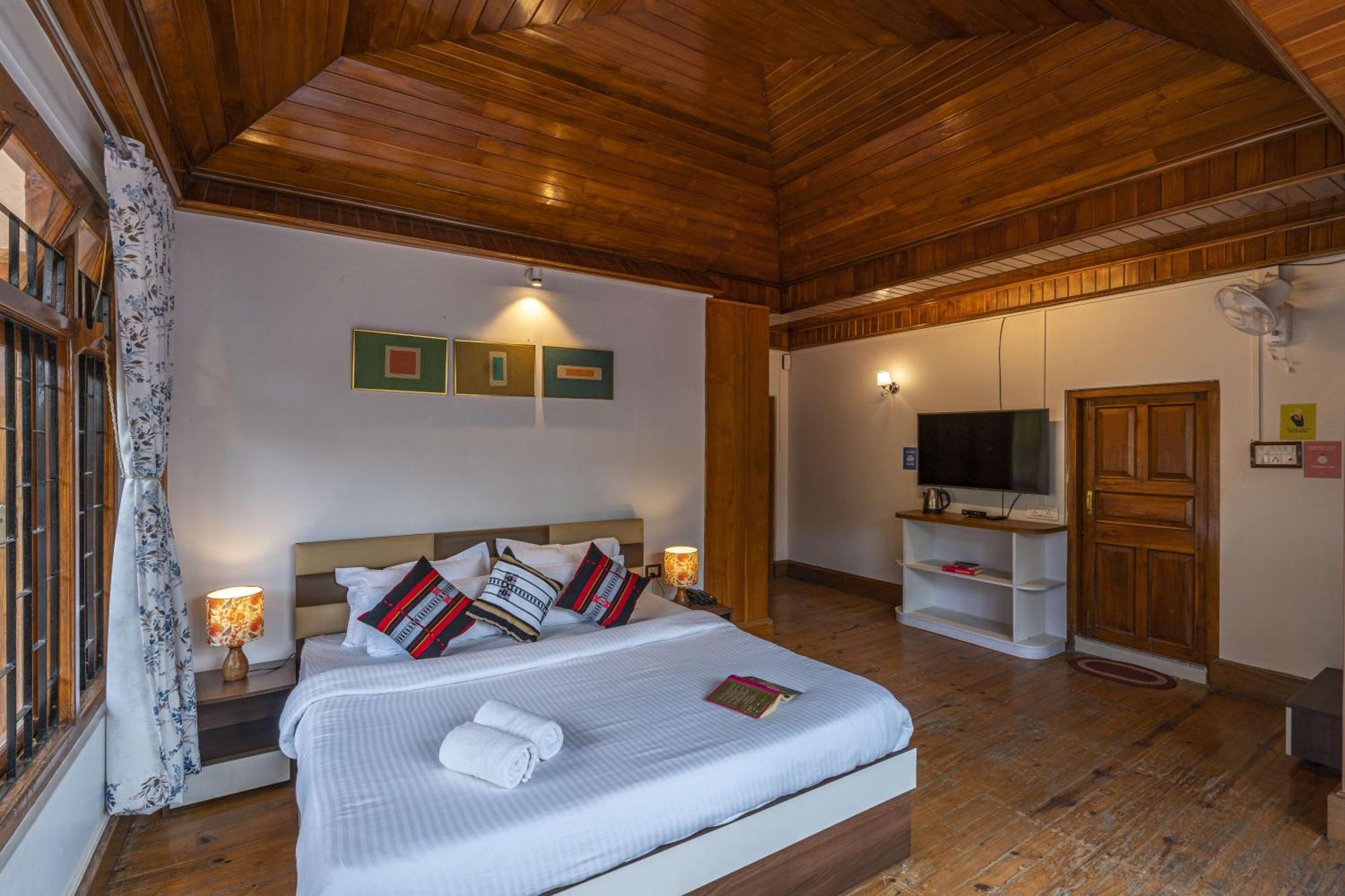 Zostel Shillong Hostel Buitenkant foto